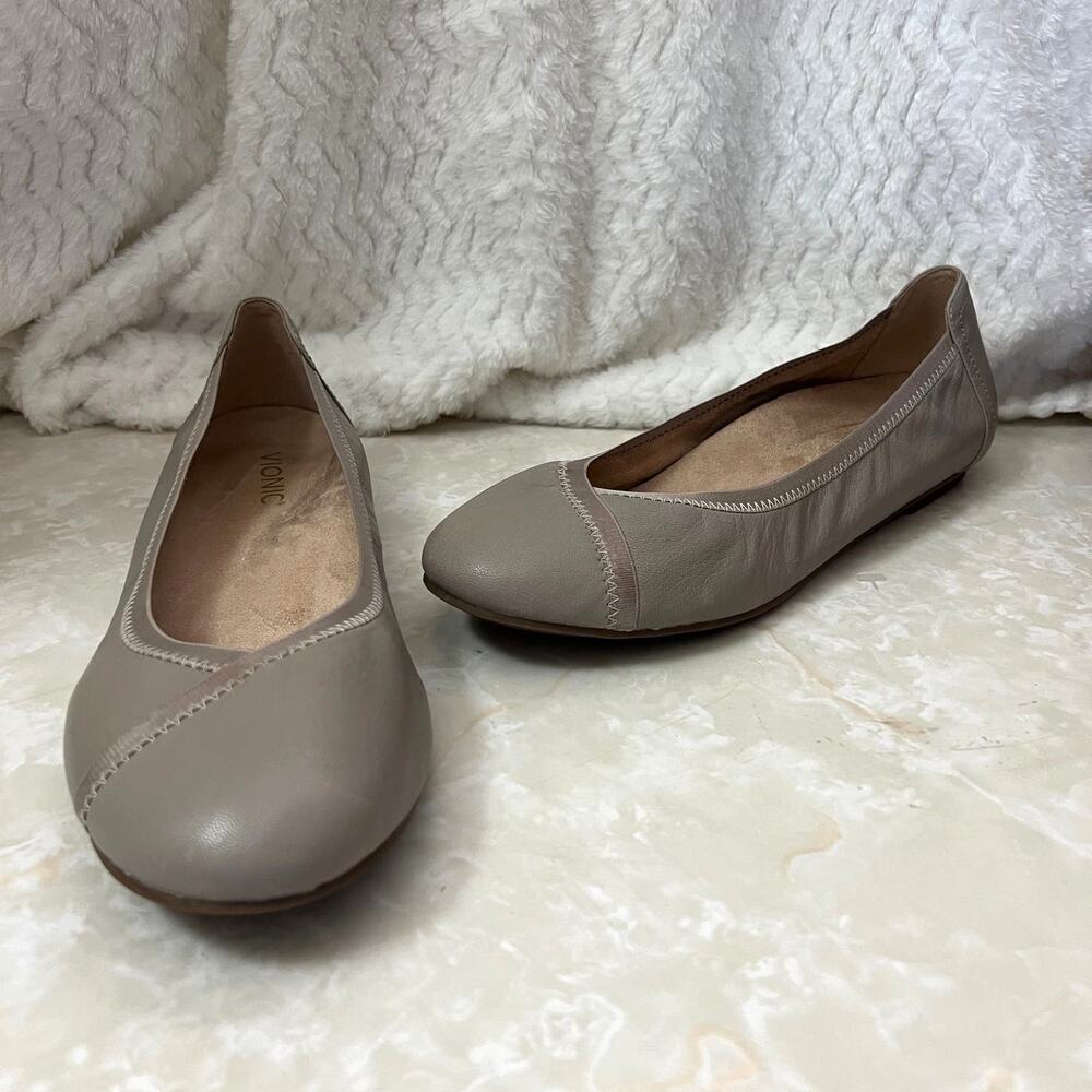 Vionic Caroll Taupe Grey Leather Ballet Flats Womens Sz 11 US